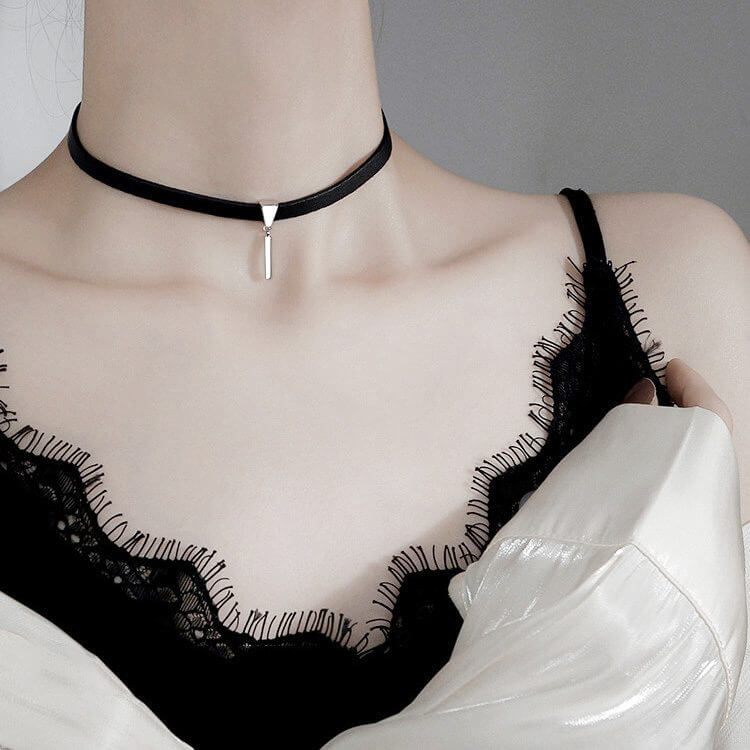 vòng cổ choker dây da